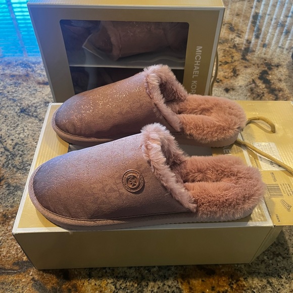 Michael Kors JANIS SLIPPER - Picture 1 of 6